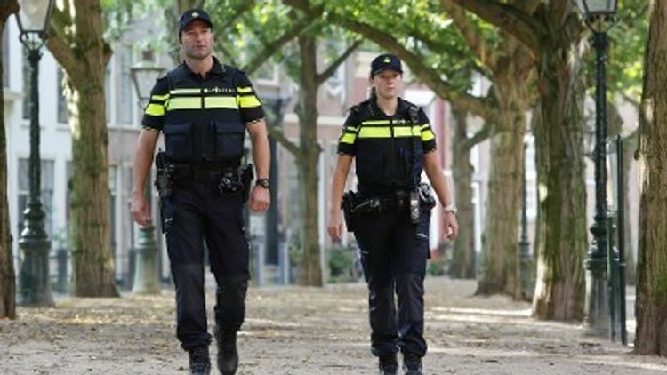 Nieuwegein - Man beroofd in park Oudegein