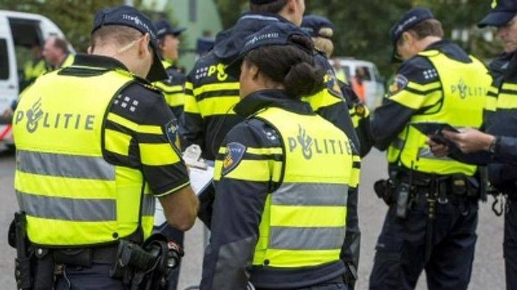 Rotterdam - Verdachte aangehouden voor mislukte overval op bank