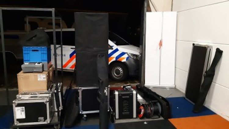 Utrecht - Groot feest stilgelegd in Utrecht: 62 aanhoudingen